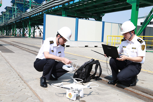 全国口岸首次启用无人机熏蒸残留检测作业